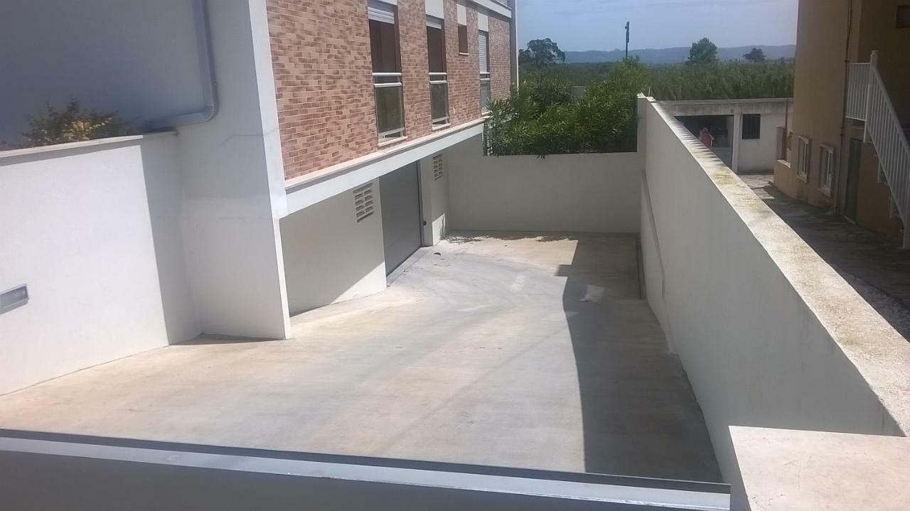 圣马蒂纽·杜·波特Carmona G公寓 外观 照片